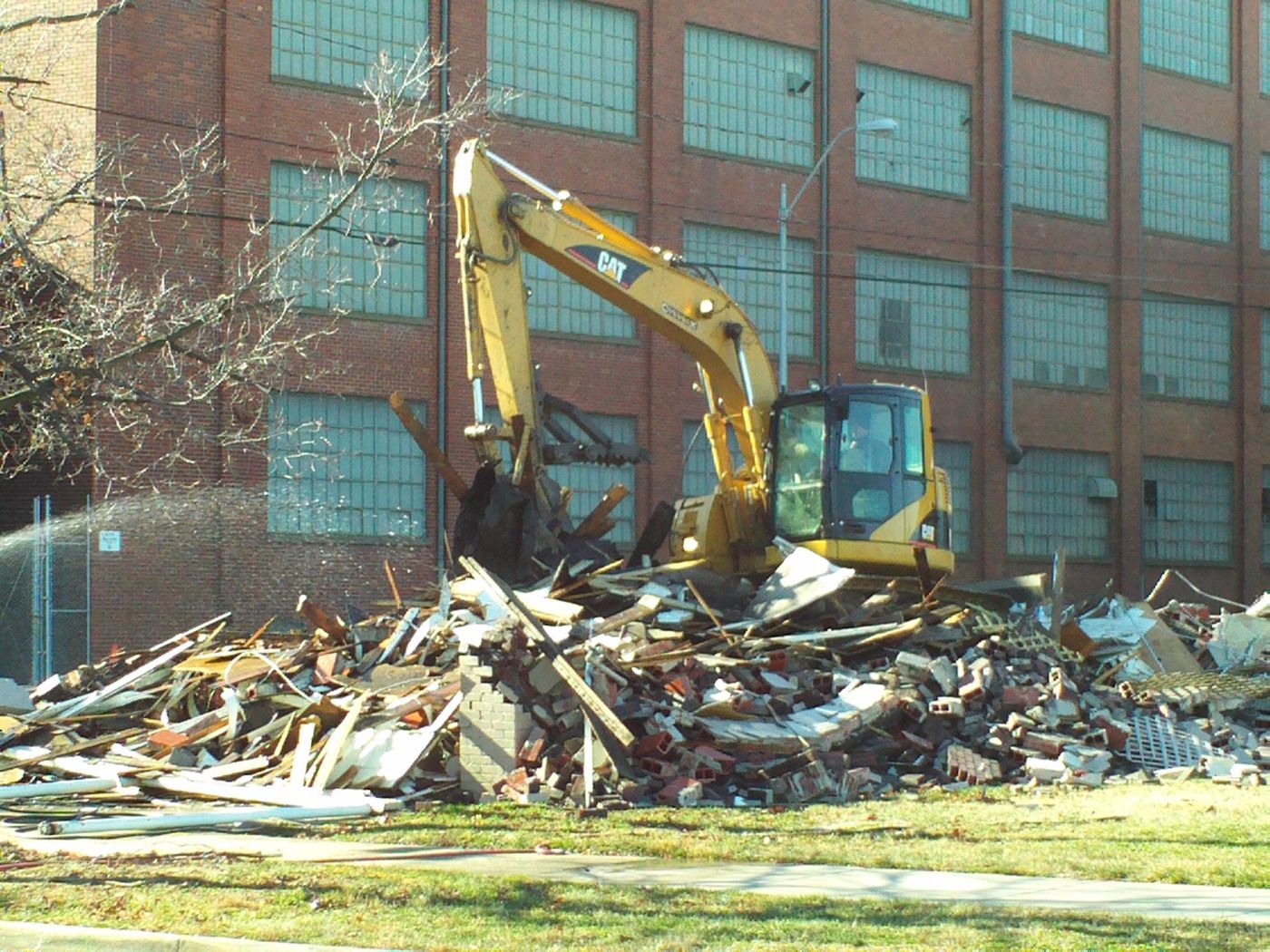 Commercial building demolition, Owensboro